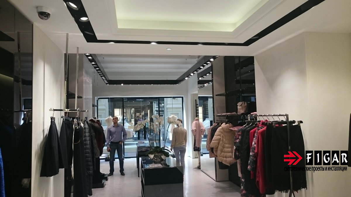 Освещение бутика ERMANNO SCERVINO