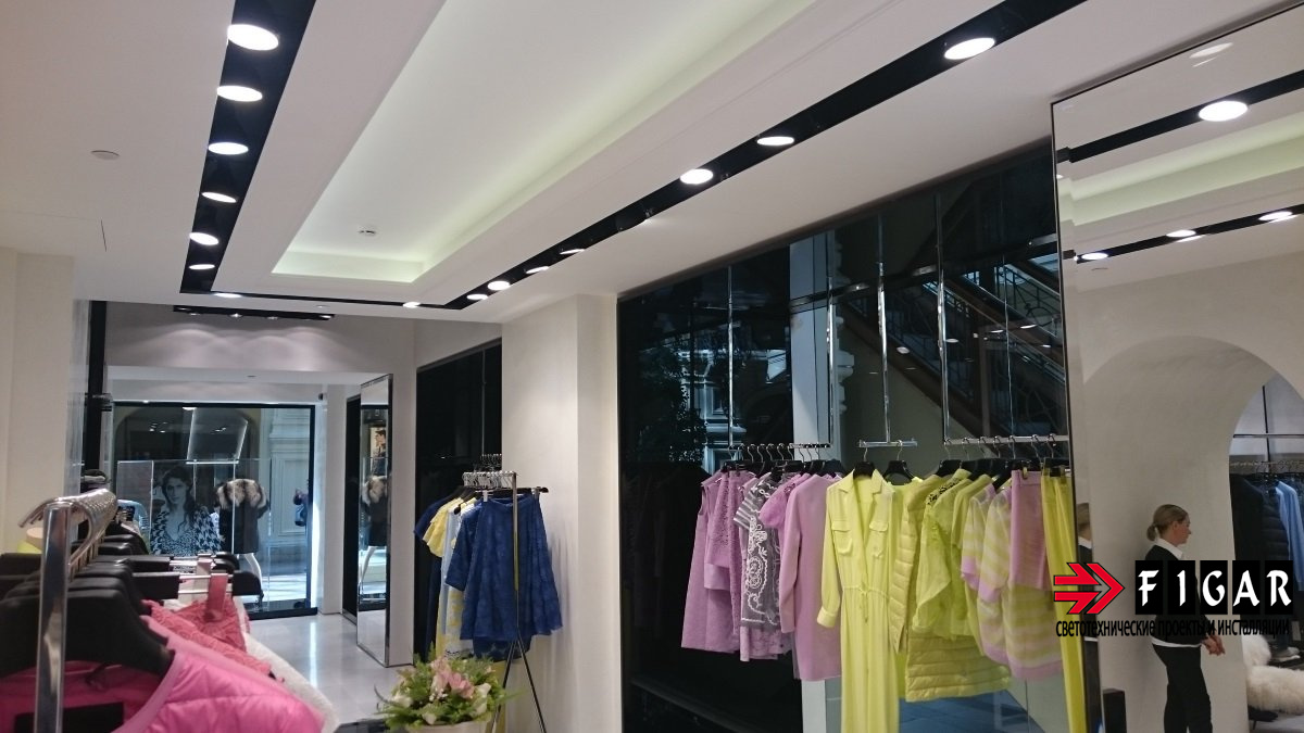 Освещение бутика ERMANNO SCERVINO